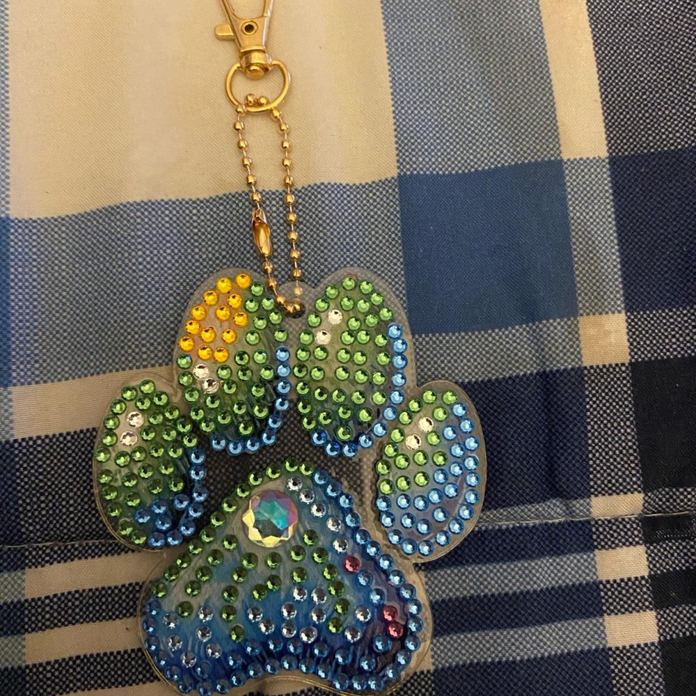 Handmade diamond art paw keychain